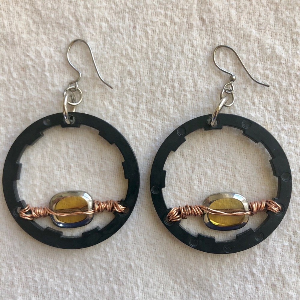 3/$15 ☘️ Earrings